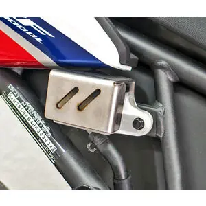 Ultime Pezzi Protezione serbatoio pompa freno per Honda CRF 1000 Africa Twin -'17 posteriore Fehling grigio